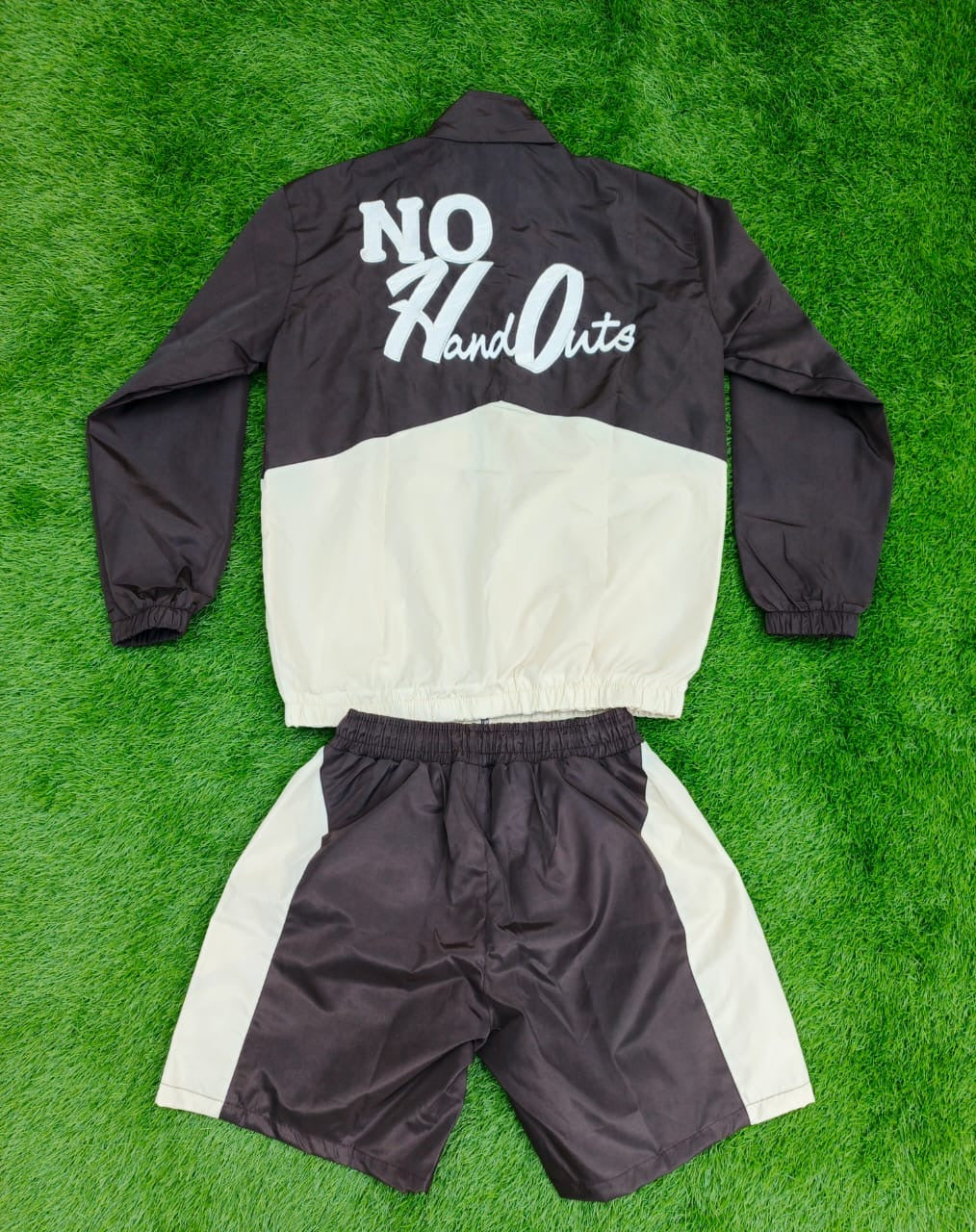 No HandOuts two-tone windbreaker set